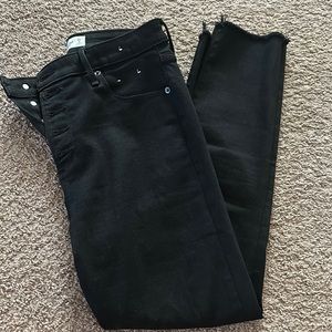 NWOT Abercrombie black the super skinny ankle high rise. 29/8 a length.